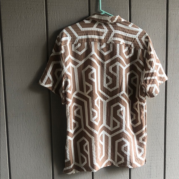 Stylish Tan Geometric Men's Shirt - Picture 7 of 7